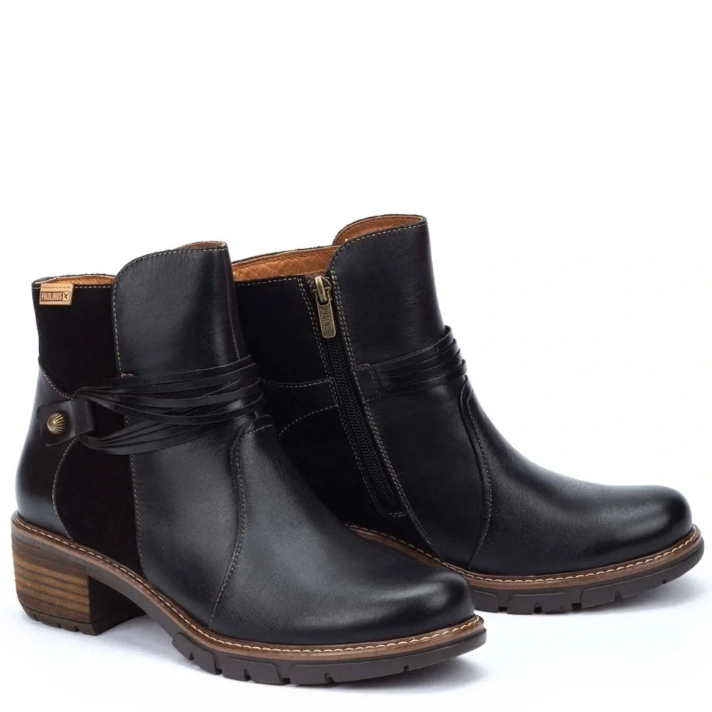 PIKOLINOS San Sebastián Women’s Lace Detail Ankle Boots